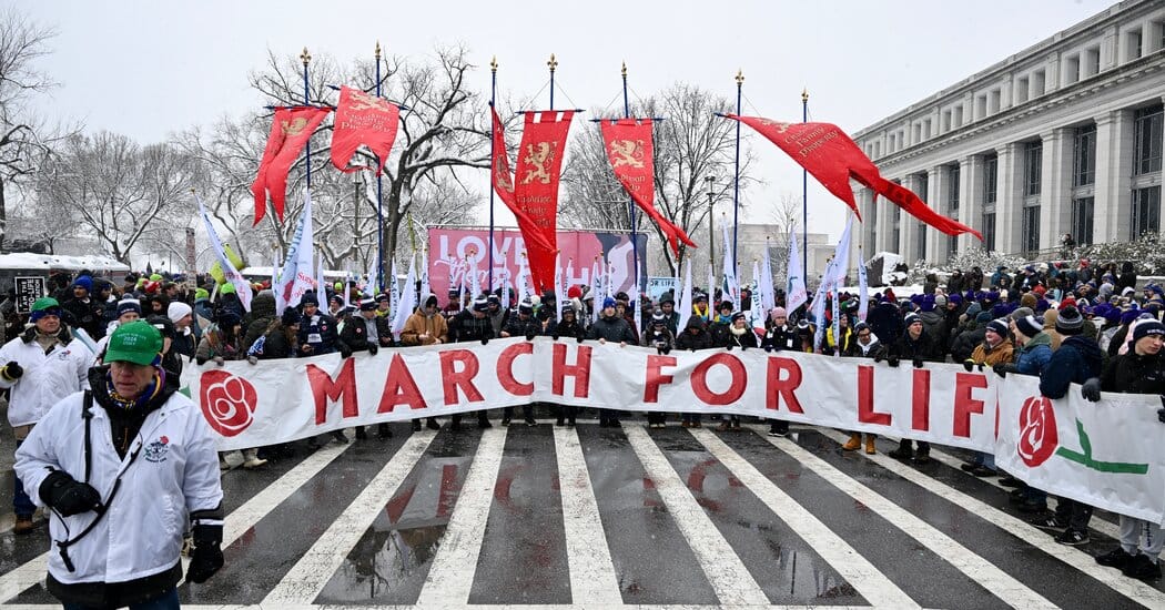 abortion-opponents-march-in-washington,-with-obstacles-ahead