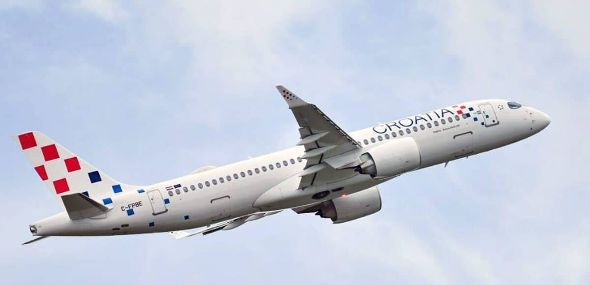 croatia-airlines-takes-delivery-of-its-first-a220-in-new-livery