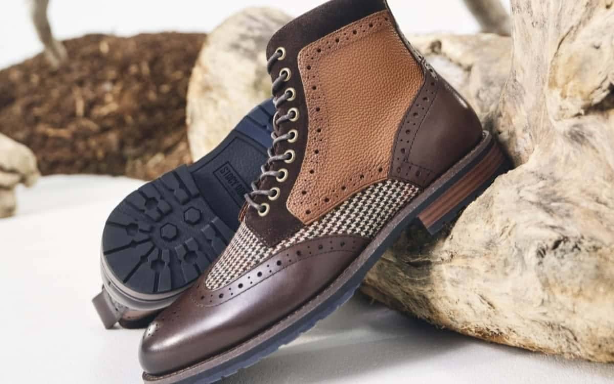 7-best-wingtip-boots-for-men:-stylish-&-classy-picks-in-2024-|-fashionbeans