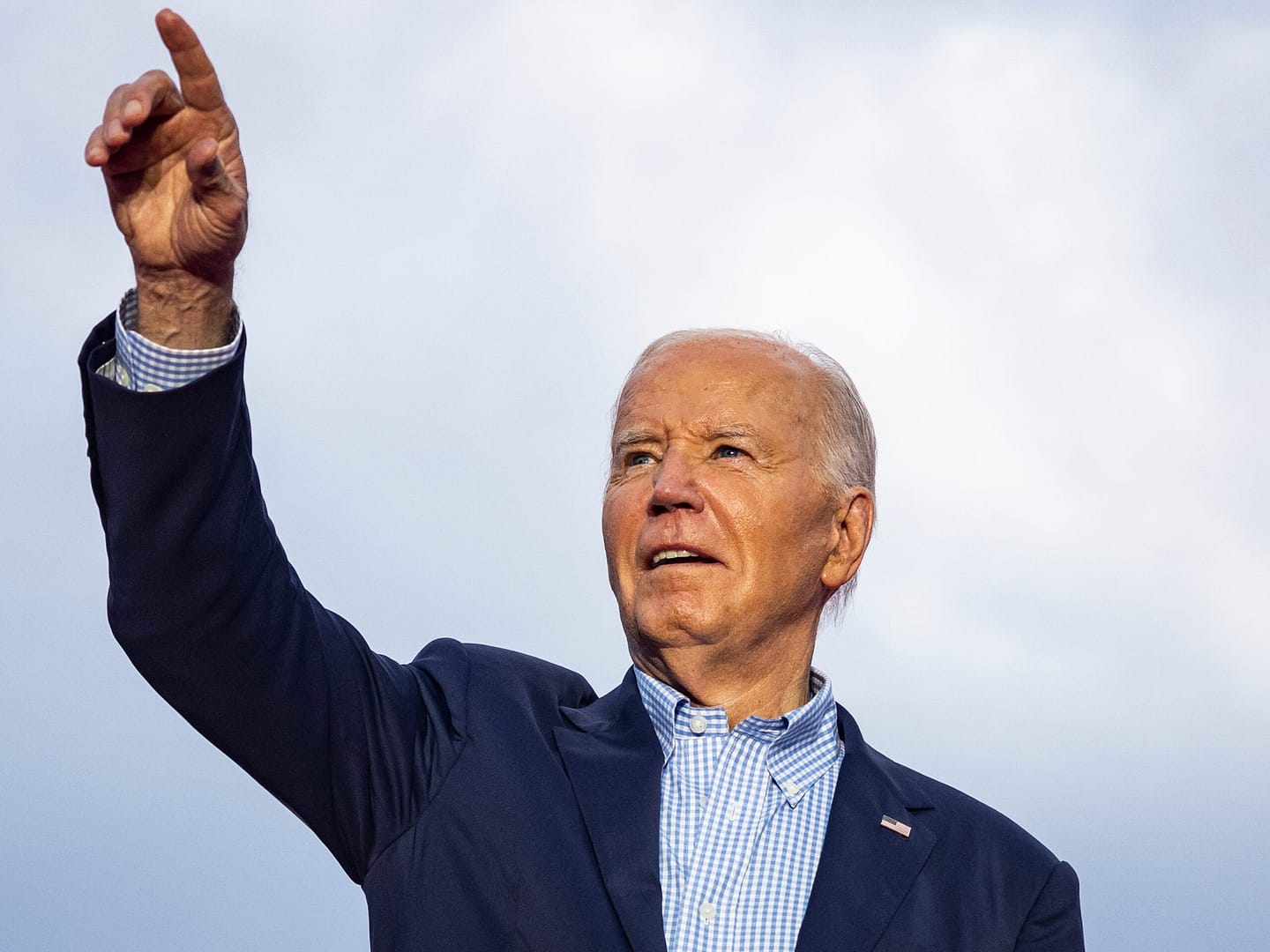 biden’s-biggest-electoral-challenge-right-now-isn’t-wooing-independents-but-firming-up-the-democratic-base