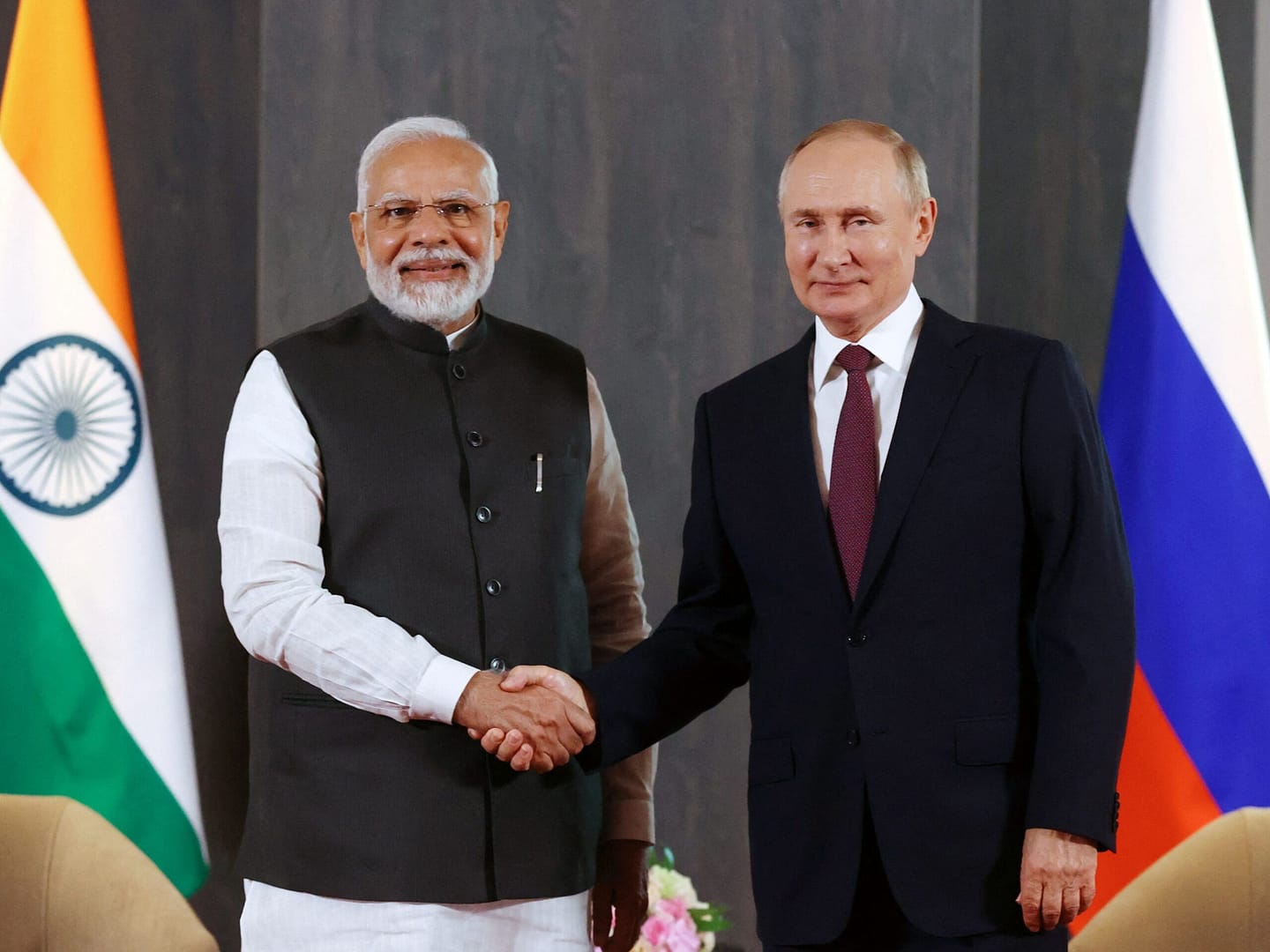 modi’s-russia-visit-shows-india-isn’t-worried-about-making-the-us-mad