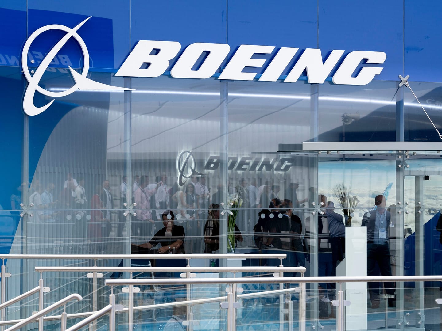 one-of-these-four-people-could-be-boeing’s-next-ceo