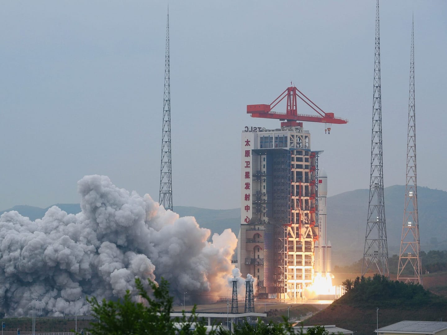 a-chinese-firm’s-answer-to-elon-musk’s-starlink-just-launched-its-first-satellites-for-the-thousands-strong-network-beijing-plans-to-build