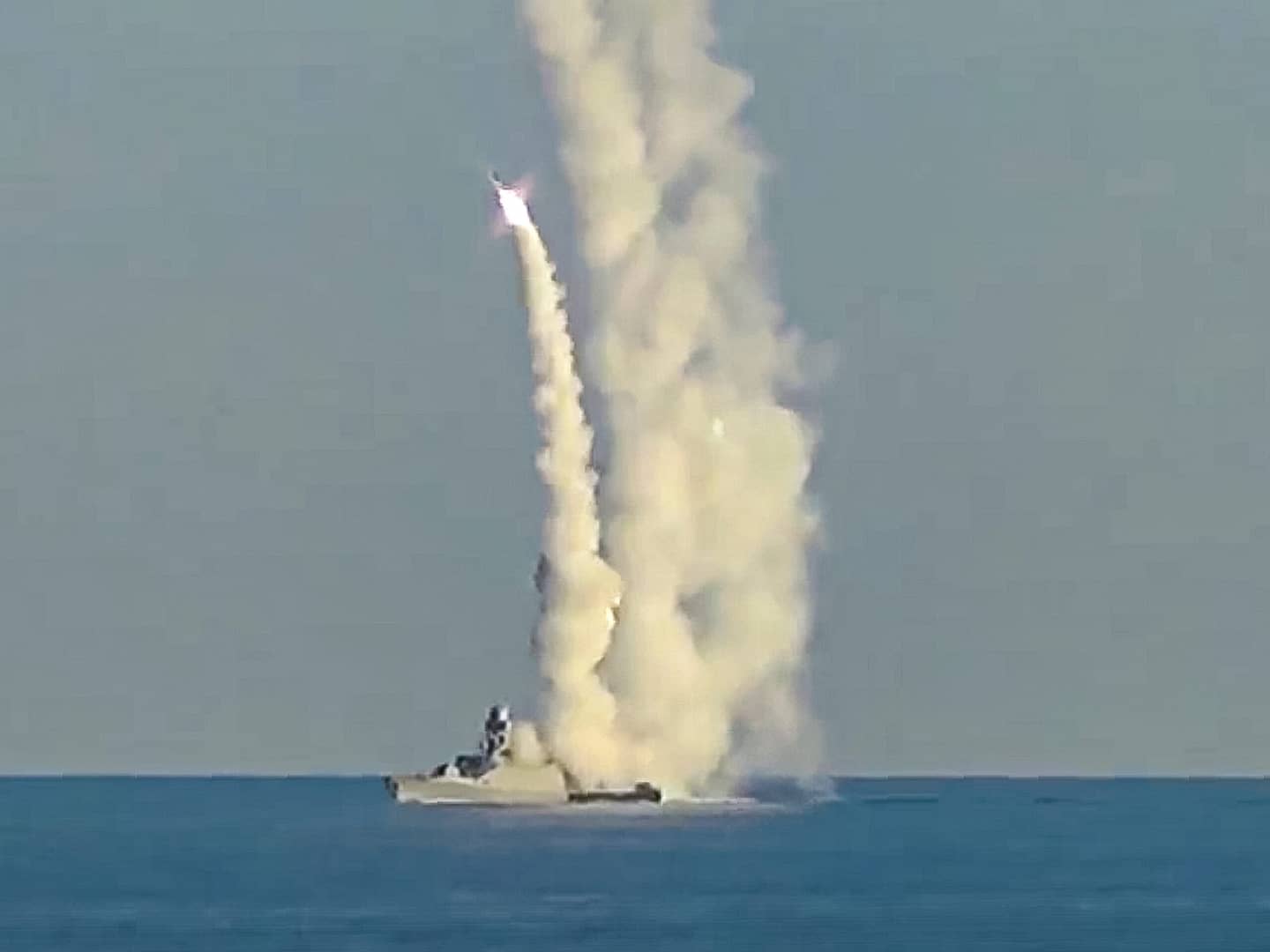 russia’s-largest-attack-on-ukraine-just-showed-that-its-black-sea-fleet-is-still-dangerous-despite-its-heavy-losses