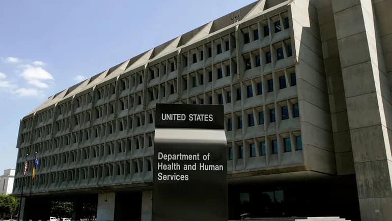 federal-officials-step-down-from-health-ai-group’s-board