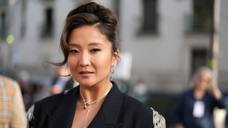 ‘emily-in-paris’-star-ashley-park-on-the-mend-after-experiencing-‘critical-septic-shock’-|-cnn