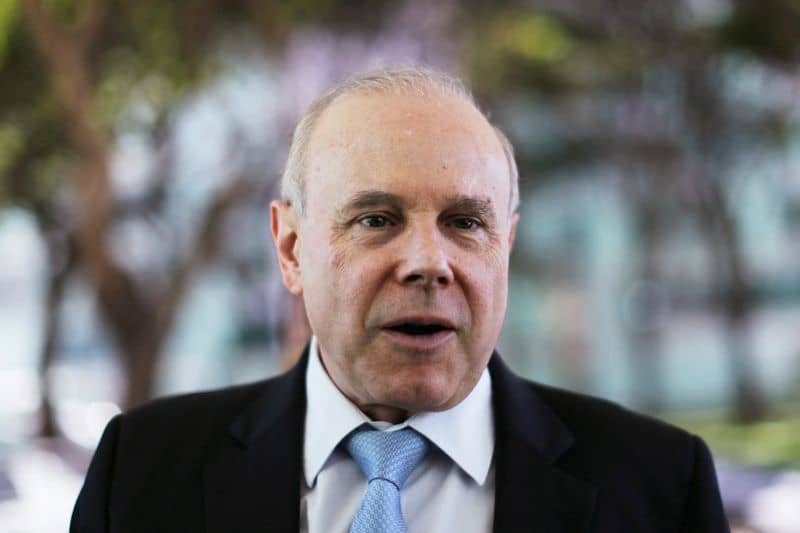 brazil’s-mantega-praises-lula-for-lowering-attacks-on-central-bank-by-reuters