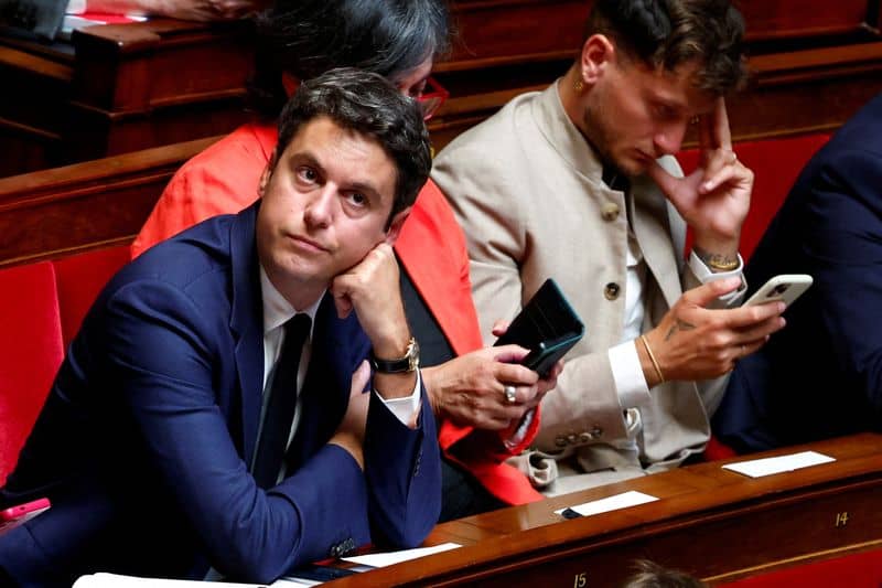 france’s-caretaker-government-freezes-2025-spending-at-current-levels-by-reuters