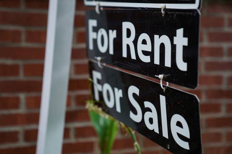 us-existing-home-sales-rise-more-than-expected-in-july-by-reuters