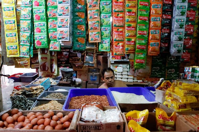 indonesia’s-inflation-stays-within-central-bank-range-in-aug-by-reuters