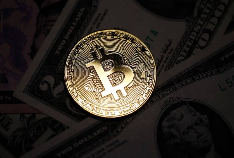 factbox-companies-disclose-expected-fees-for-spot-bitcoin-etfs-ahead-of-sec-decision-by-reuters