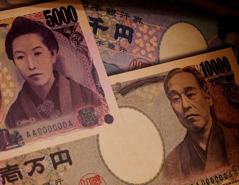 yen-set-for-strongest-week-in-3-months-as-carry-trades-unwind-by-reuters