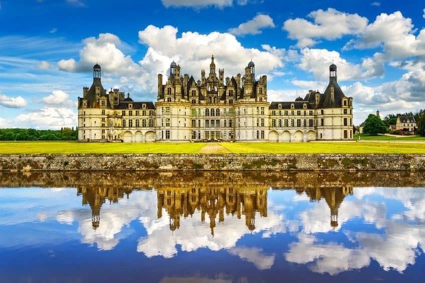 top-six-must-see-french-castles-for-tourists