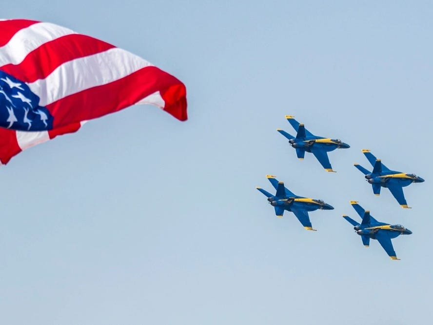 photos-show-the-aerial-acrobatics-before-unexpected-storms-ended-a-big-military-airshow