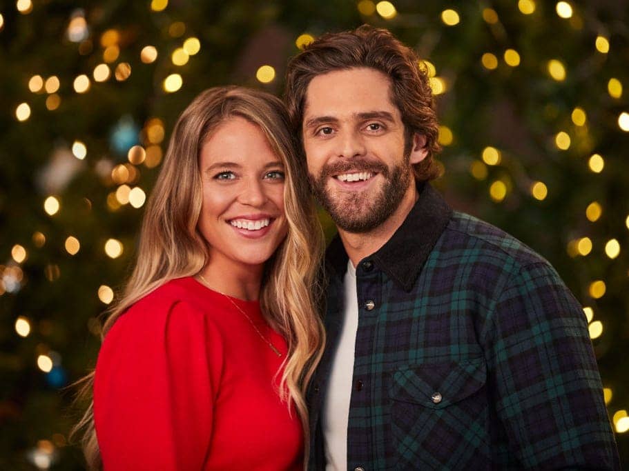 country-star-thomas-rhett-says-traveling-without-his-wife-helps-him-be-a-better-husband-and-dad